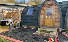 Squirrel Glamping Pod School House Farm
